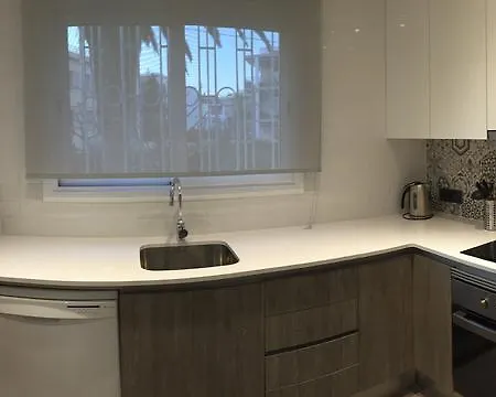 Rustic Good Сиджес